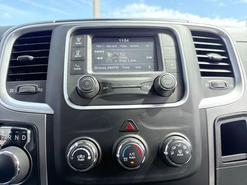 Used 2024 RAM 1500 Classic SLT AWD/4WD image 17