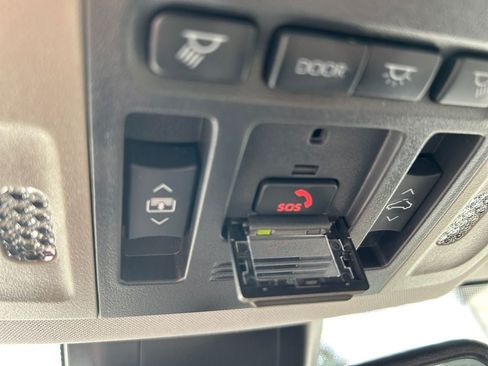 Used 2024 Toyota Camry XSE w/ Navigation Package FWD image 34