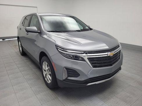 Used 2023 Chevrolet Equinox LT w/ Driver Convenience Package image 13