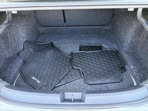 Certified 2024 Volkswagen Jetta S FWD image 5