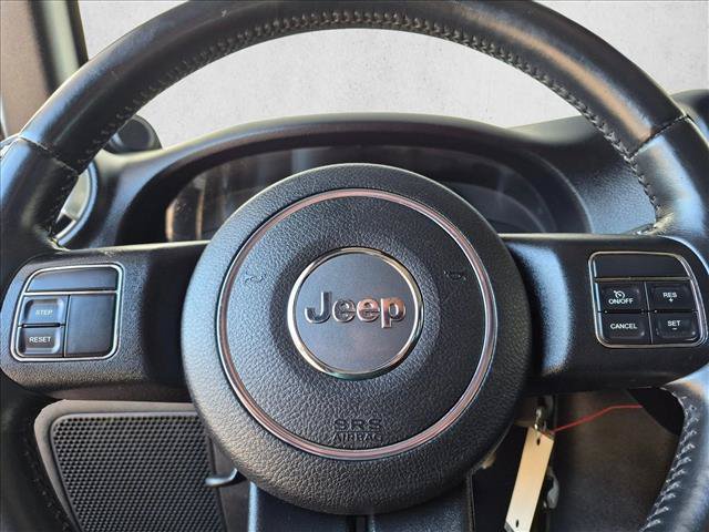 Used 2014 Jeep Wrangler Sahara w/ Dual Top Group AWD/4WD image 18