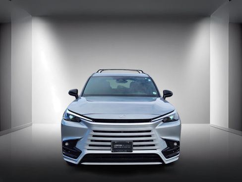Certified 2025 Lexus TX 500h AWD image 5
