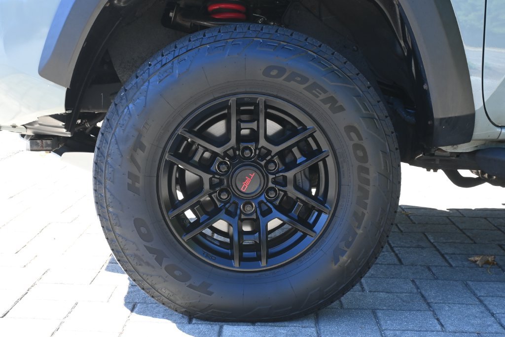 Used 2021 Toyota Tacoma TRD Pro AWD/4WD image 12