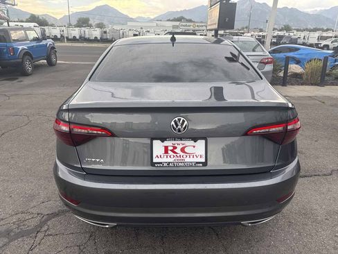 Used 2020 Volkswagen Jetta R-Line FWD image 7