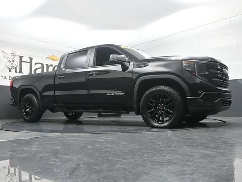 Used 2023 GMC Sierra 1500 Pro w/ Graphite Edition AWD/4WD image 2