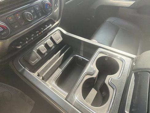 Used 2019 Chevrolet Silverado 2500 LTZ w/ Midnight Edition AWD/4WD image 36