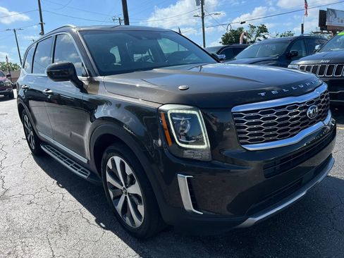 Used 2020 Kia Telluride S FWD image 4