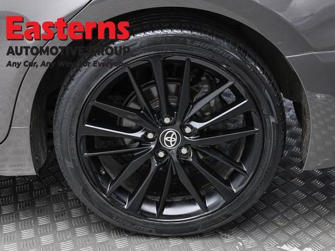 Used 2023 Toyota Camry XSE FWD image 8