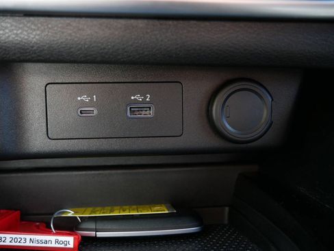 Certified 2023 Nissan Rogue SL w/ SL Premium Package AWD/4WD image 19