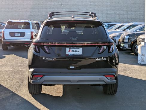New 2025 Hyundai Tucson Limited image 3