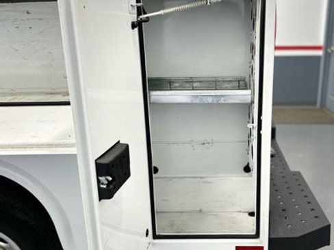 Used 2020 GMC Savana 3500 w/ Power Convenience Package image 31