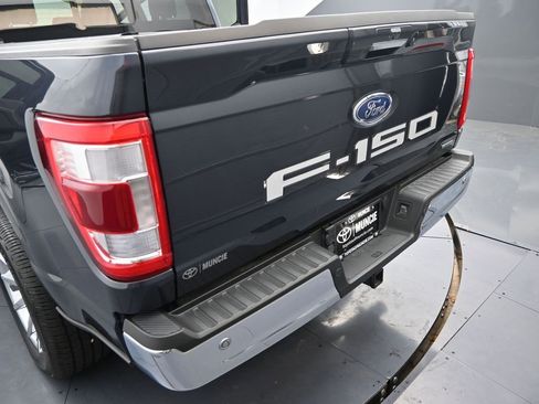 Used 2022 Ford F150 Lariat w/ Max Trailer Tow Package image 19