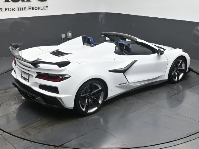 New 2027 Chevrolet Corvette Z06 RWD image 24
