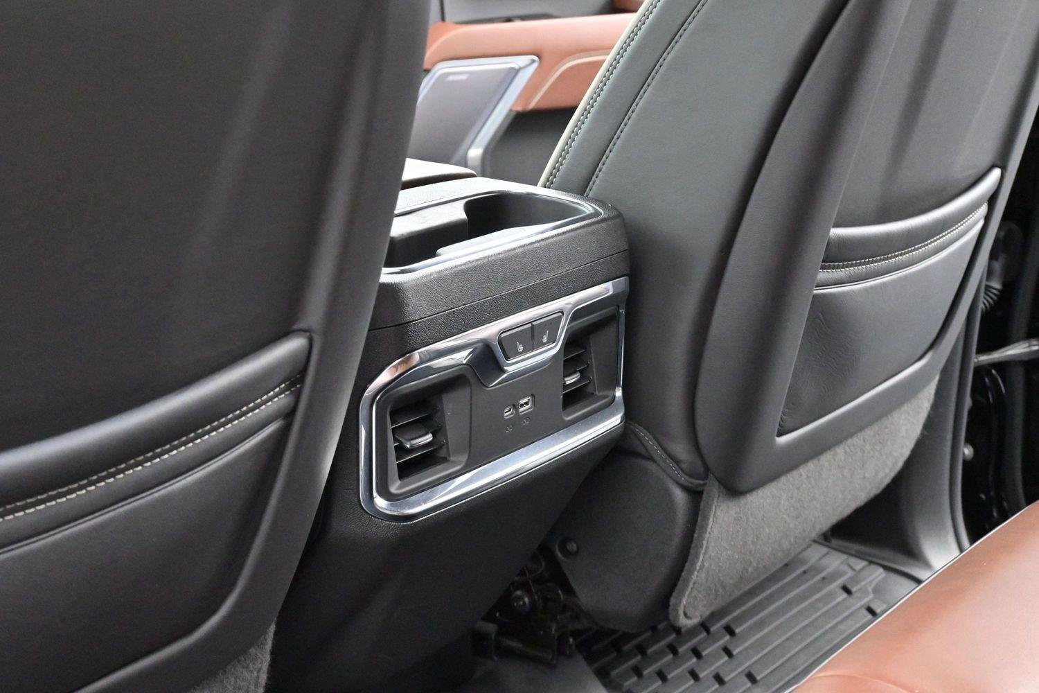 Used 2024 GMC Sierra 2500 Denali Ultimate AWD/4WD image 31