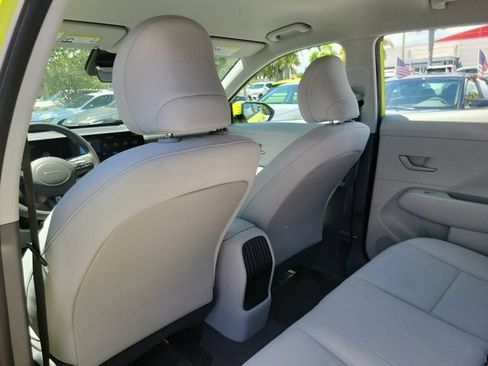 Used 2024 Hyundai Kona SE FWD image 8
