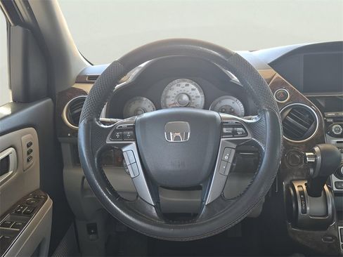 Used 2015 Honda Pilot Touring image 8