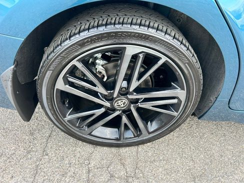 Used 2025 Toyota Camry XSE image 12