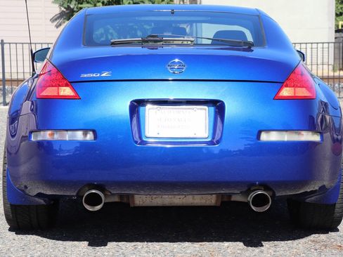 Used 2006 Nissan 350Z Enthusiast w/ (N93) Cargo Convenience Pkg RWD image 7