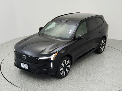 New 2025 Volvo EX90 Plus image 13