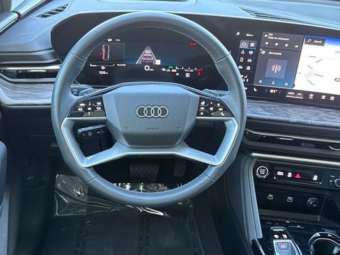 Certified 2025 Audi Q5 Premium w/ Premium Plus AWD/4WD image 21
