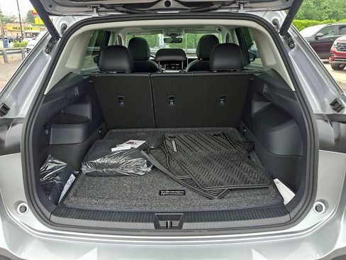 Used 2026 Volkswagen Tiguan SE w/ Panoramic Sunroof Package AWD/4WD image 28