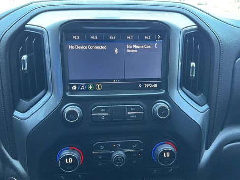 Used 2021 Chevrolet Silverado 1500 LT RWD image 22