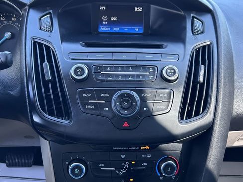 Used 2016 Ford Focus SE image 16