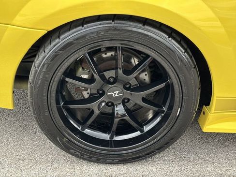 Used 2003 Ford Mustang Mach 1 RWD image 28