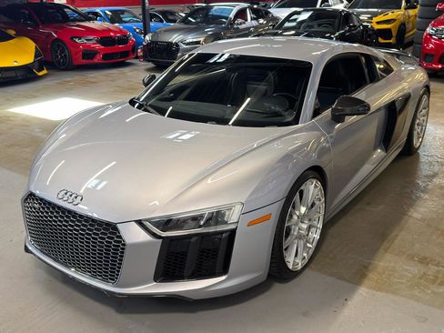 Used 2018 Audi R8 V10 plus w/ 20" Wheel Package AWD/4WD image 11