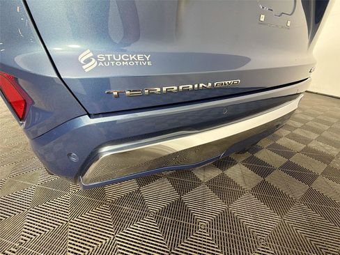 Used 2026 GMC Terrain Denali image 34