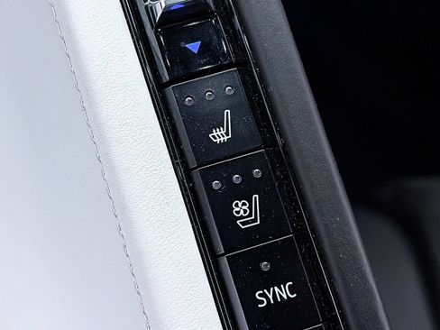 Used 2020 Chevrolet Corvette Stingray Premium Cpe w/ 3LT Preferred Equipment Group RWD image 44