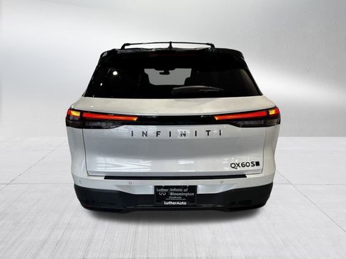 New 2026 INFINITI QX60 Sport w/ Dark Cargo Package image 9
