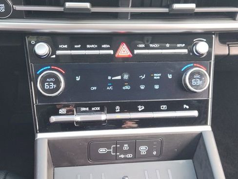 Certified 2025 Hyundai Santa Fe SEL image 14