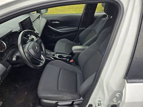 Used 2022 Toyota Corolla SE FWD image 16