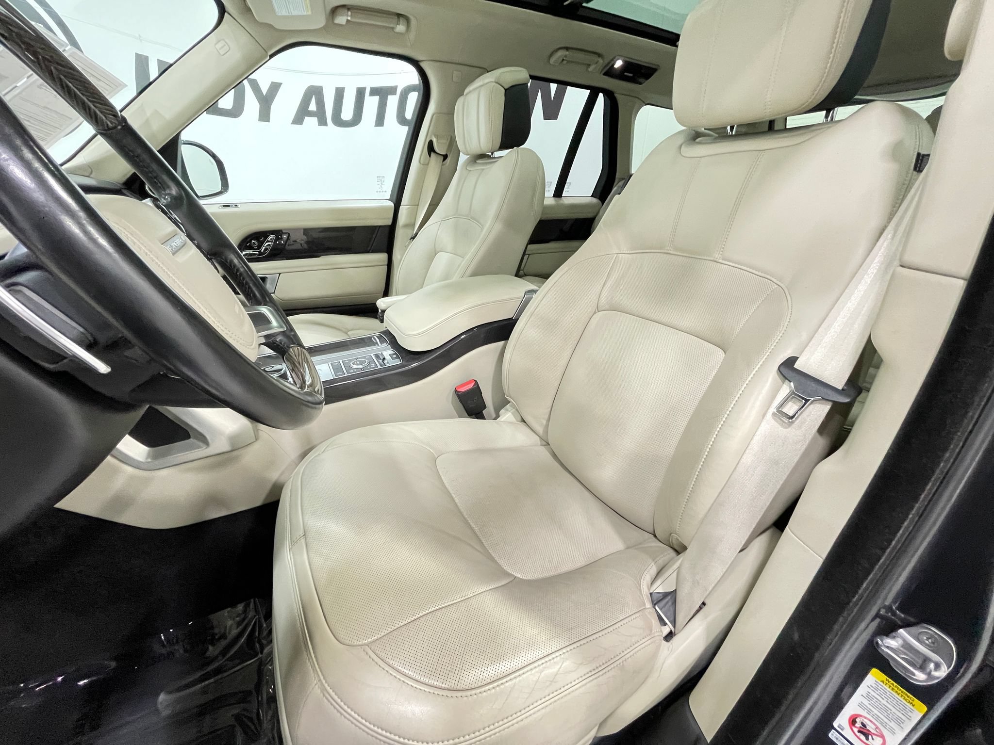 Used 2019 Land Rover Range Rover Autobiography AWD/4WD image 14
