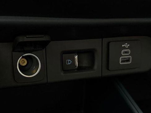 New 2026 Ford Maverick Lariat image 18