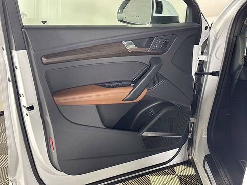 Used 2023 Audi Q5 e Prestige w/ Prestige Package image 10