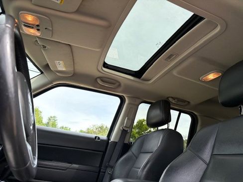Used 2016 Jeep Patriot High Altitude AWD/4WD image 15