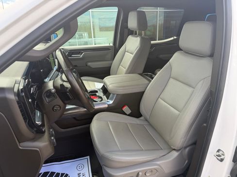 Certified 2024 Chevrolet Silverado 1500 LTZ w/ LTZ Convenience Package II AWD/4WD image 16