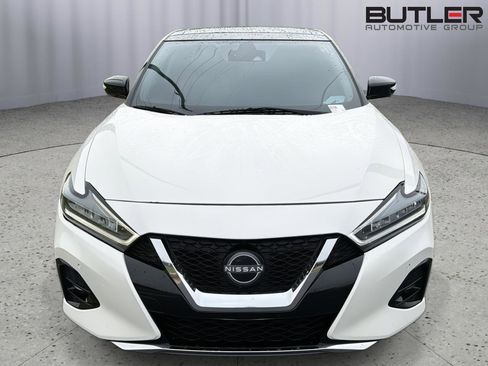 Used 2023 Nissan Maxima Platinum w/ Sport Mat Group FWD image 9