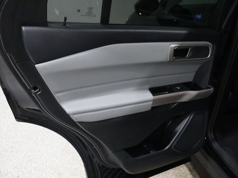 Used 2023 Ford Explorer XLT w/ Equipment Group 202A image 21