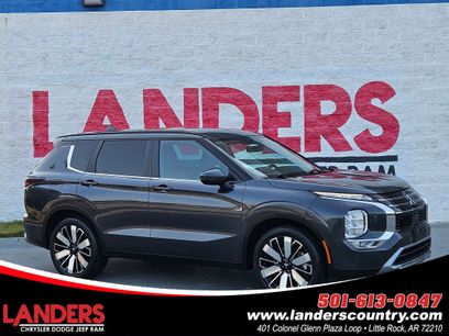 Used 2025 Mitsubishi Outlander SE
