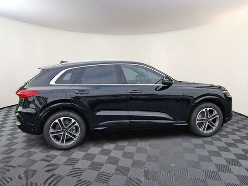 Used 2025 Audi Q5 Prestige AWD/4WD image 7