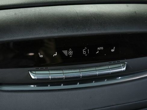 Used 2021 Cadillac Escalade Sport w/ Driver Assist Tech Package AWD/4WD image 30