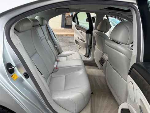 Used 2011 Lexus LS 460 AWD image 20
