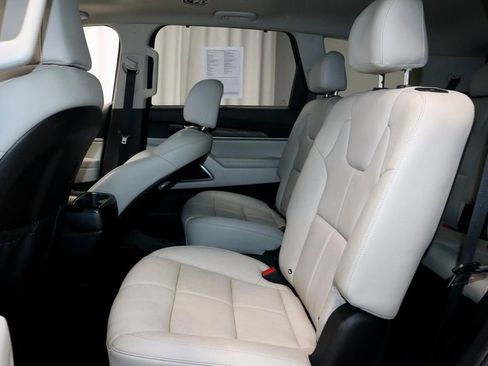 Used 2022 Kia Telluride EX w/ EX Premium Package image 23