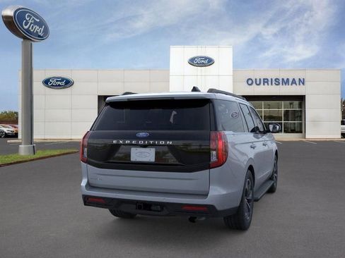 New 2026 Ford Expedition Active image 7