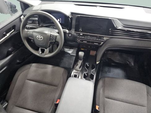 Used 2025 Toyota Camry LE FWD image 26
