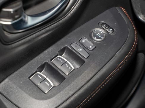 Certified 2024 Honda HR-V Sport image 27