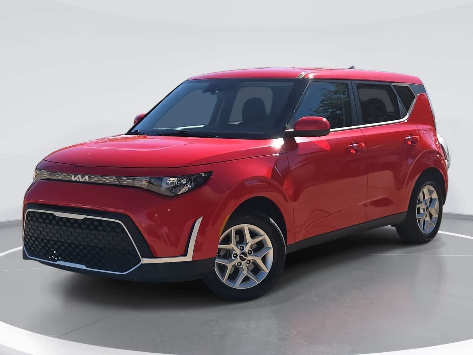 Used 2024 Kia Soul LX w/ Option Group 015 FWD image 1